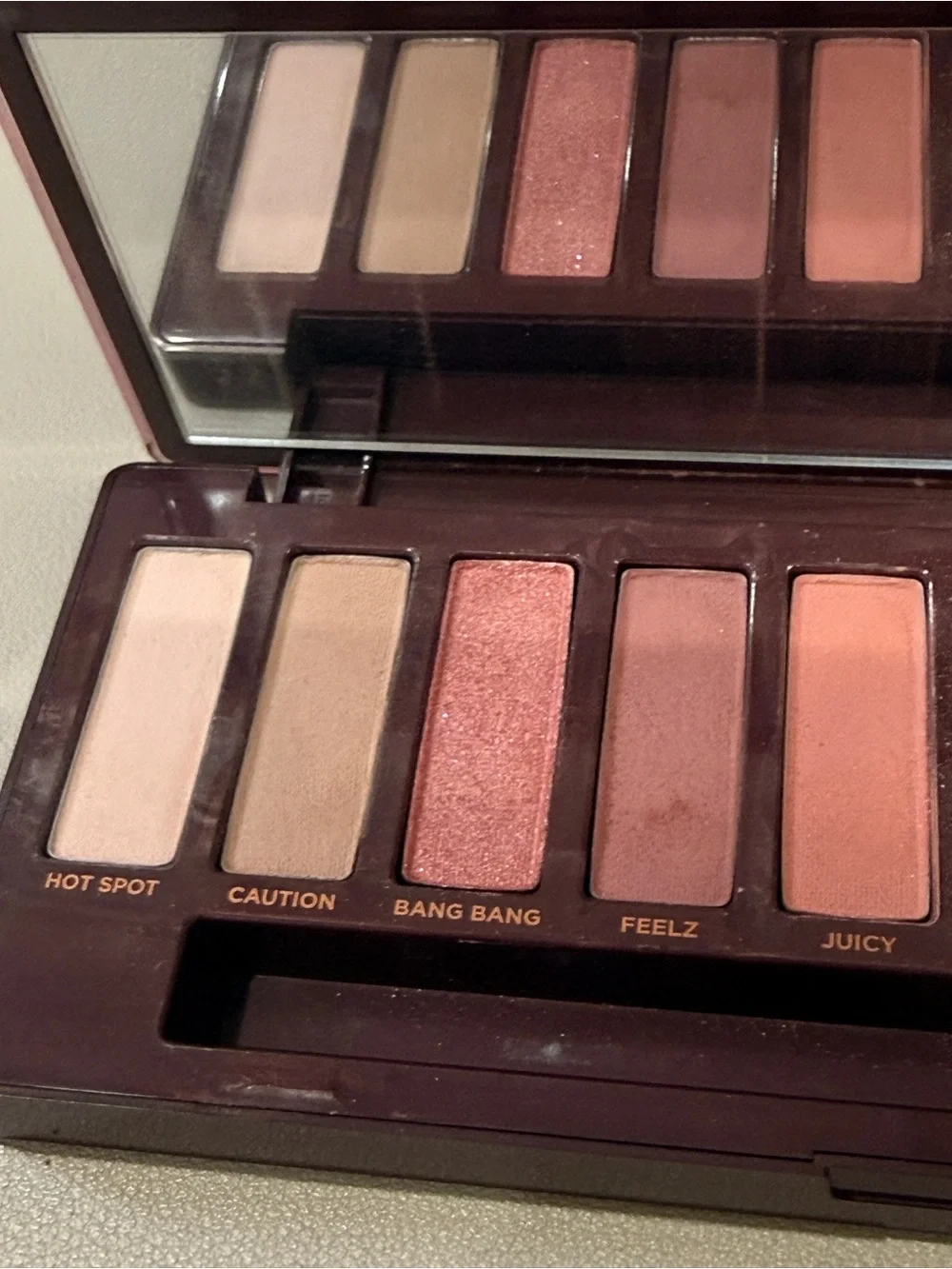 Urban Decay Naked Cherry Eyeshadow Palette - Cherry, Berry, Rose Tones